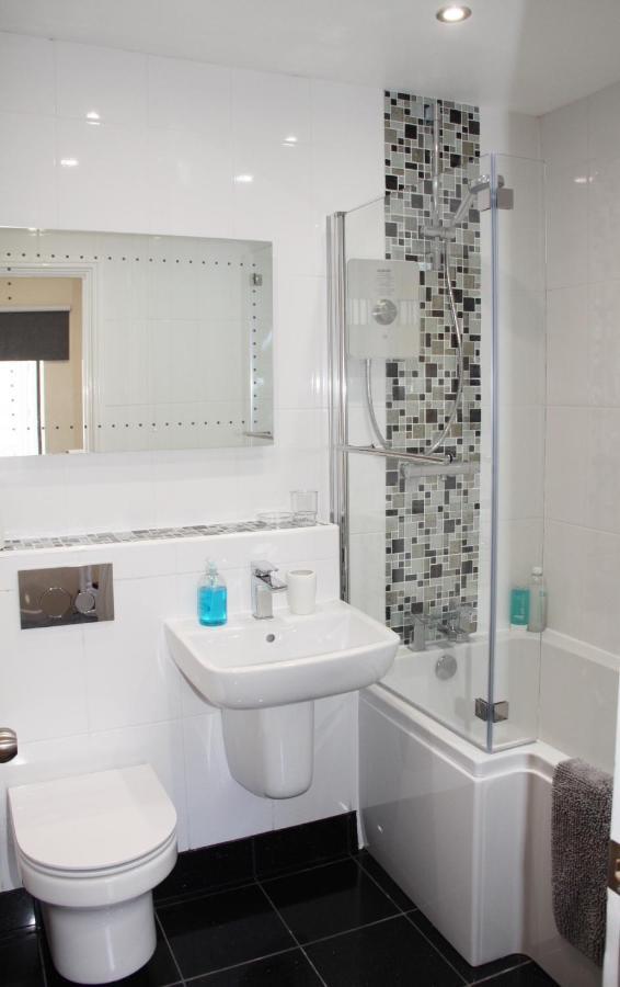 City Centre Town House With Riverside Views And Free Parking 1Bak York Bagian luar foto