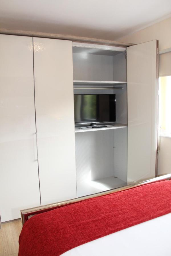 City Centre Town House With Riverside Views And Free Parking 1Bak York Bagian luar foto